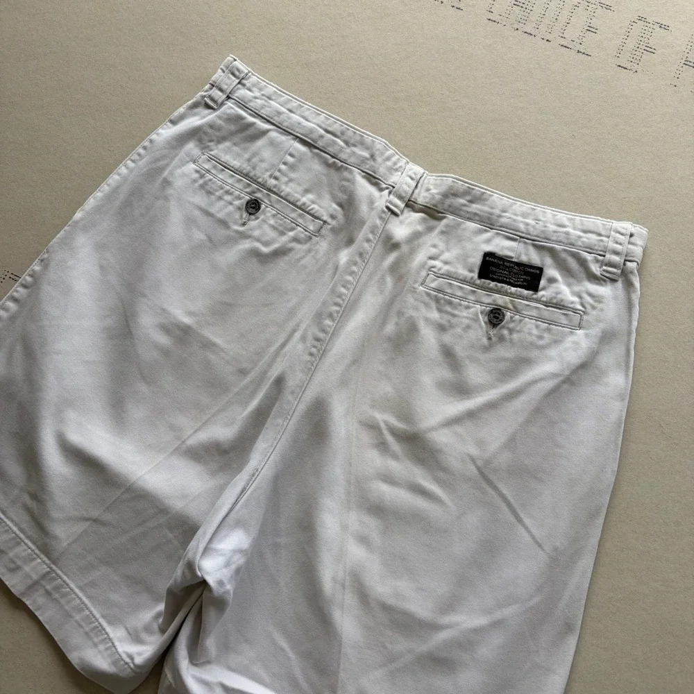 Vintage 90s Banana Republic Chinos Shorts